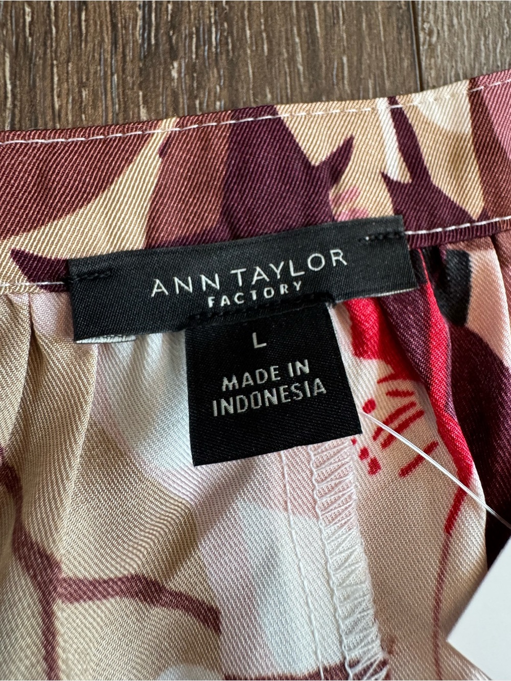 Ann Taylor Factory Leaf-Print Dress in Burgundy & Cream Women’s size Large - Picture 6 of 10